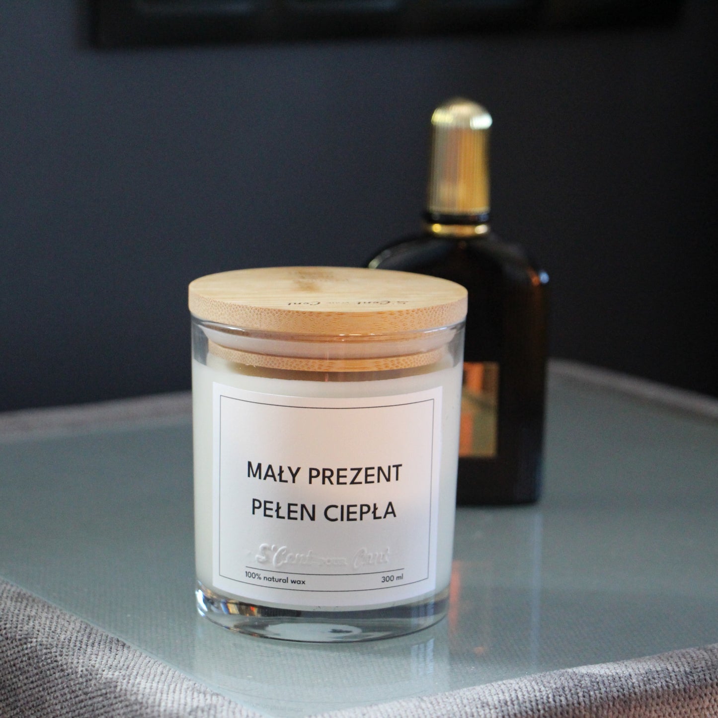 Świeca zapachowa: MAŁY PREZENT PEŁEN CIEPŁA